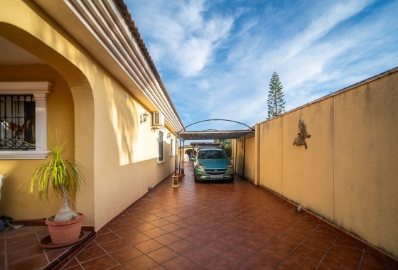Herverkoop - Vrijstaande Villa -
Torrevieja - Los Balcones
