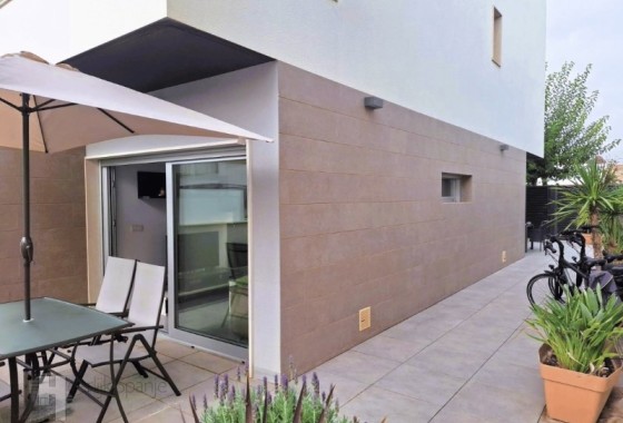 Herverkoop - Halfvrijstaande villa -
San Javier - Santiago de la Ribera