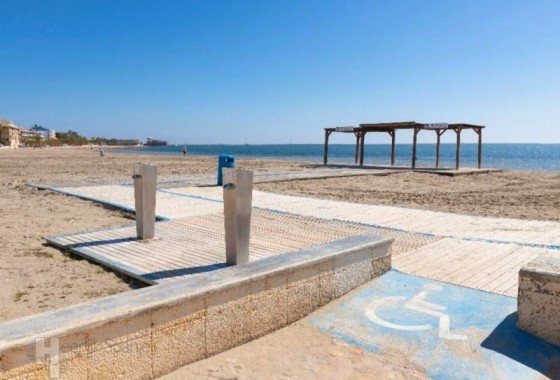 Herverkoop - Halfvrijstaande villa -
San Javier - Santiago de la Ribera