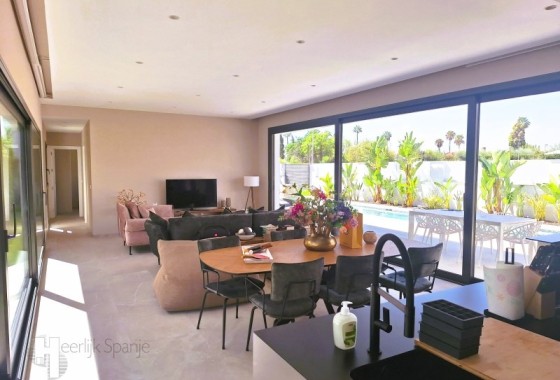 Herverkoop - Vrijstaande Villa -
San Javier - Santiago de la Ribera