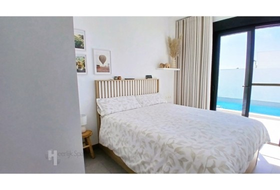 Herverkoop - Halfvrijstaande villa -
Torre Pacheco - Roldán