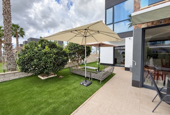 Revente - Appartement -
Orihuela Costa