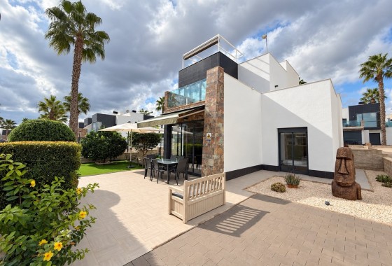 Revente - Appartement -
Orihuela Costa