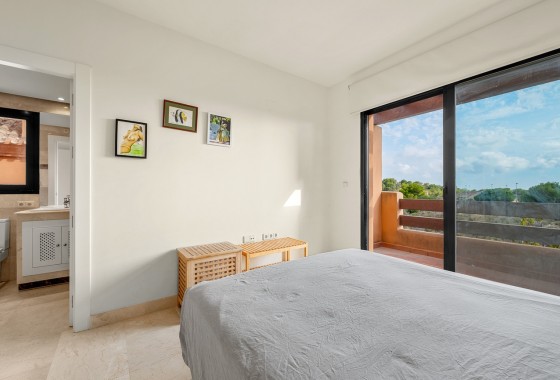 Resale - Townhouse -
San Miguel de Salinas