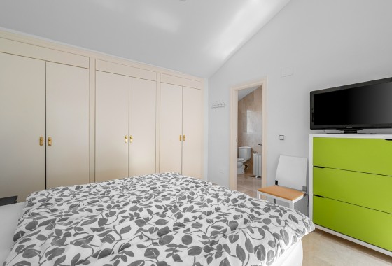 Wiederverkauf - Wohnung / Apartment -
Dehesa de Campoamor - Campoamor