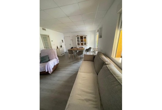 Wiederverkauf - Wohnung / Apartment -
Guardamar del Segura