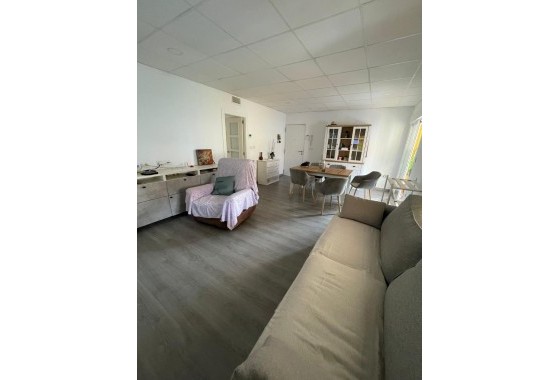 Wiederverkauf - Wohnung / Apartment -
Guardamar del Segura