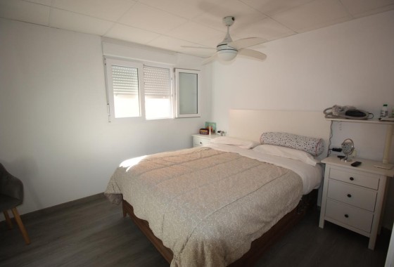 Wiederverkauf - Wohnung / Apartment -
Guardamar del Segura