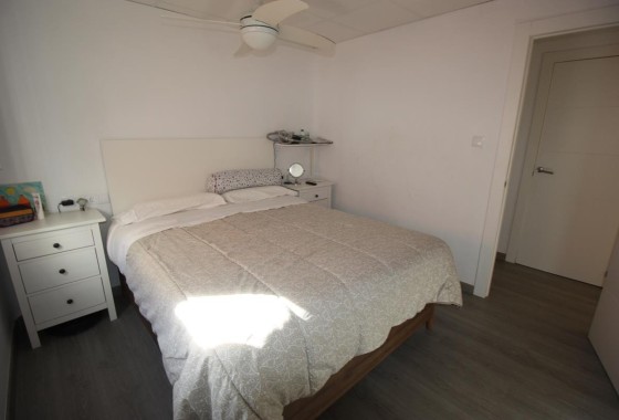 Wiederverkauf - Wohnung / Apartment -
Guardamar del Segura