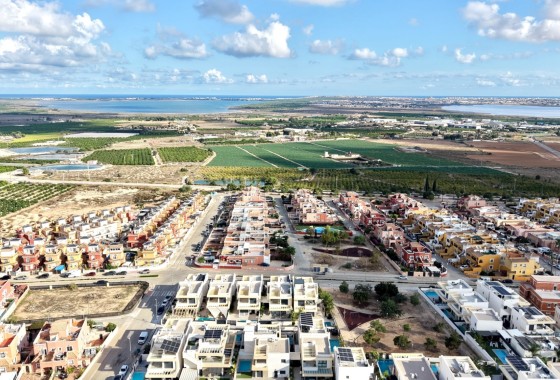 Herverkoop - Vrijstaande villa -
Los Montesinos - La Herrada