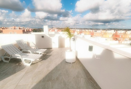 Herverkoop - Vrijstaande villa -
Los Montesinos - La Herrada