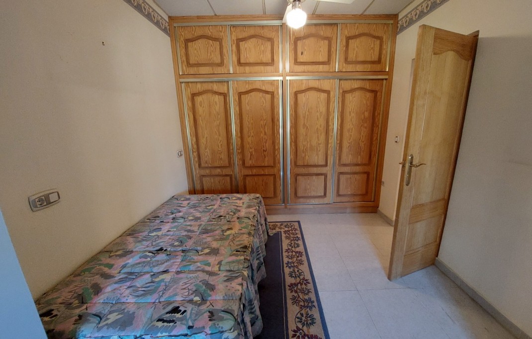 Herverkoop - Bungalow -
Arneva - Orihuela