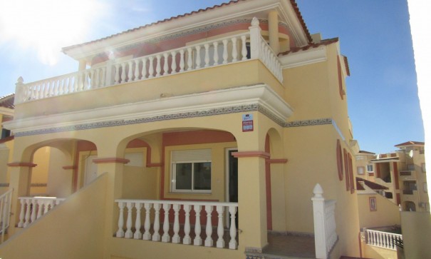 Videresalg - Town house -
Villamartín