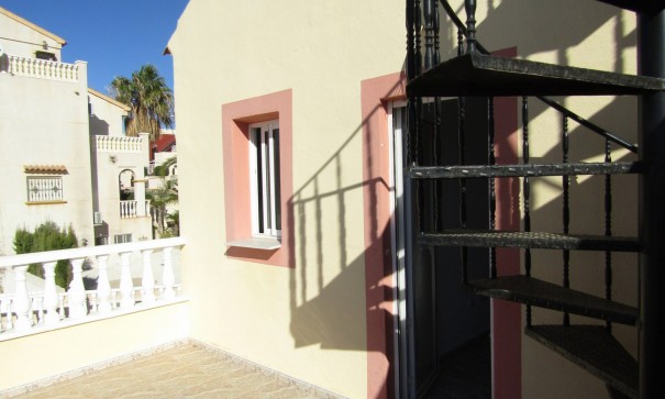 Återförsäljning - Town house -
Villamartín
