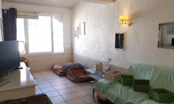 Herverkoop - Stadswoning -
Torrevieja - Torretas