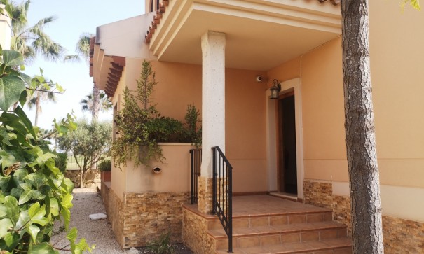 Herverkoop - Vrijstaande Villa -
Algorfa - La Finca Golf Resort