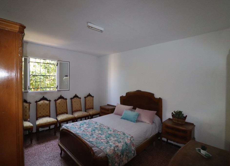 Resale - country house -
Albatera