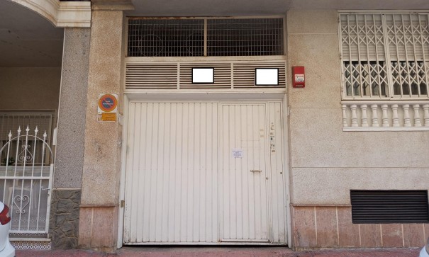 Garage - Återförsäljning - Torrevieja -
                Habaneras