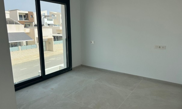 Obra Nueva - Villa adosada -
Benijofar