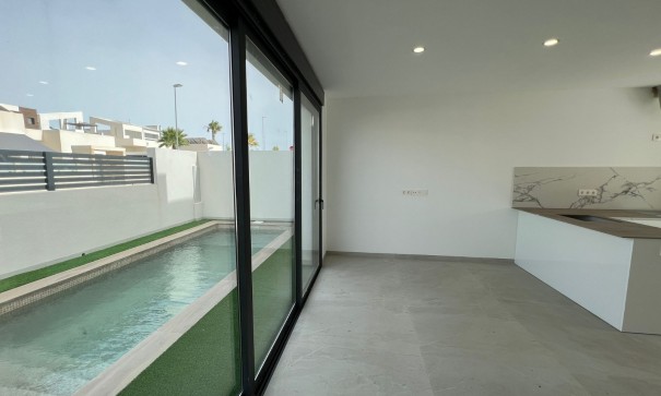 Obra Nueva - Villa adosada -
Benijofar