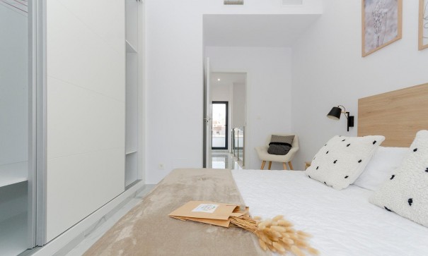 Nowa konstrukcja - Willa wolnostojąca -
Torrevieja - Torretas