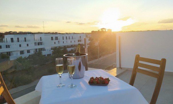 Nowa konstrukcja - Willa wolnostojąca -
Orihuela Costa - PAU 8