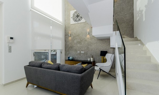 Obra Nueva - Chalet Independiente -
Los Montesinos - La Herada