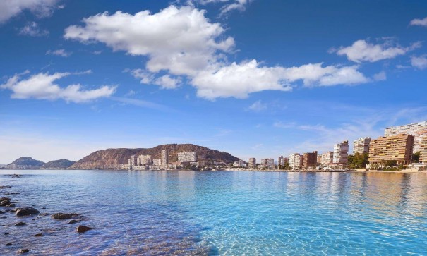 Nybyggeri - Fritliggende villa -
Els Poblets - Marina Alta