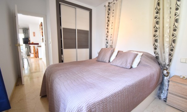 Venta - Apartamento / piso -
Orihuela Costa - Playa Flamenca