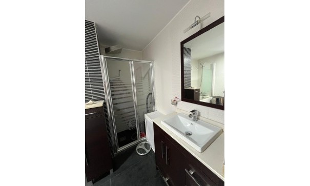 Sale - Apartment Flat -
Torrevieja - Mar azul
