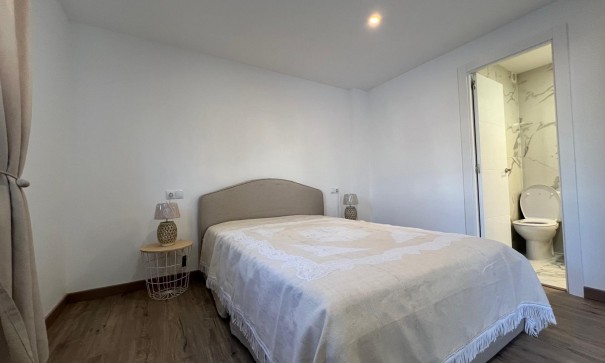 Sale - Semi Detached Villa -
Torrevieja - Torreblanca