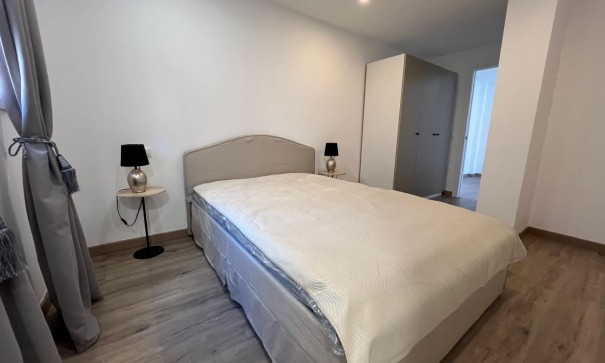 Sale - Semi Detached Villa -
Torrevieja - Torreblanca