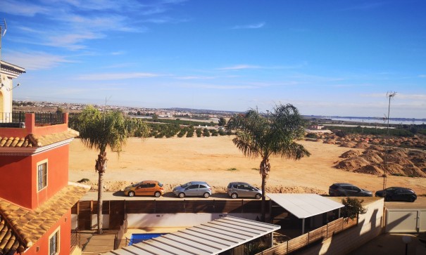 Sprzedaż - Willa wolnostojąca -
Los Montesinos - La Herrada