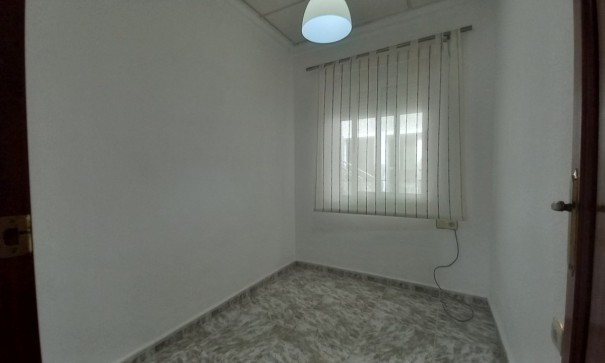 Resale - Town house -
Los Montesinos