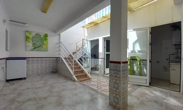 Resale - Town house -
Los Montesinos