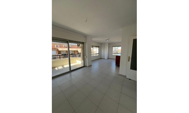 Sale - Apartment Flat -
Torrevieja - Centro - Muelle Pesquero