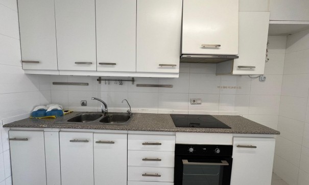 Sale - Apartment Flat -
Torrevieja - Centro - Muelle Pesquero