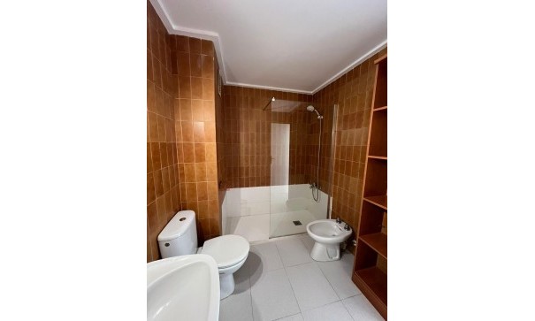 Sale - Apartment Flat -
Torrevieja - Centro - Muelle Pesquero