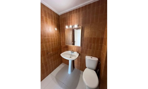 Sale - Apartment Flat -
Torrevieja - Centro - Muelle Pesquero