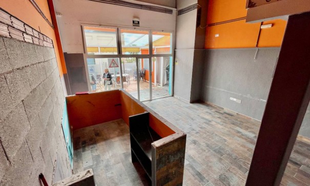 Herverkoop - Commercieel -
Algorfa - La Finca Resort