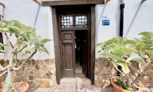 Sale - Finca Country Property -
Orihuela