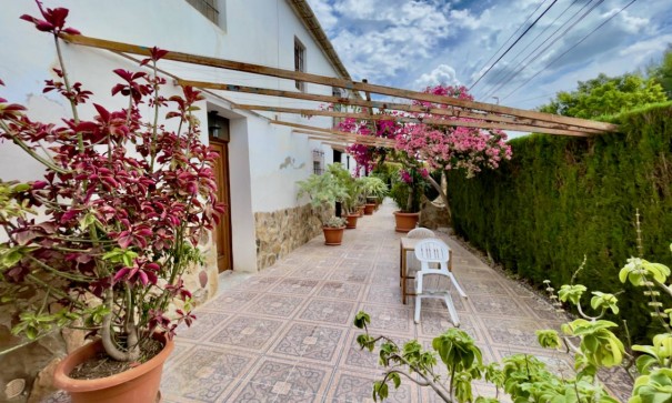 Sale - Finca Country Property -
Orihuela