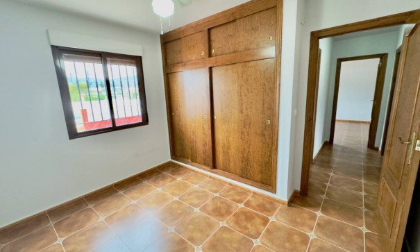 Venta - Chalet Independiente -
Orihuela