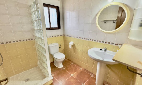 Venta - Chalet Independiente -
Orihuela