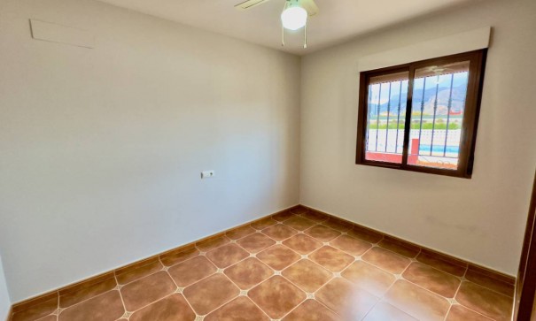 Venta - Chalet Independiente -
Orihuela