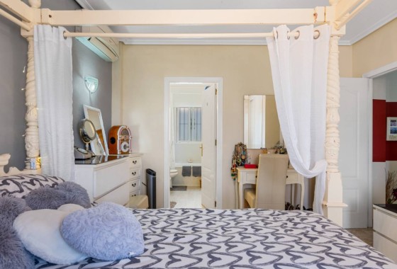 Revente - Villa Individuelle -
Benijofar