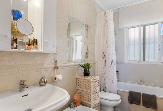 Revente - Villa Individuelle -
Benijofar