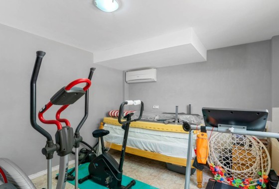 Revente - Villa Individuelle -
Benijofar