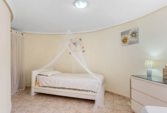 Revente - Villa Individuelle -
Benijofar