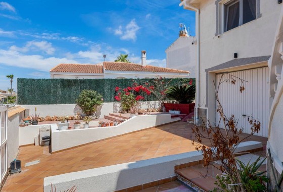 Revente - Villa Individuelle -
Benijofar